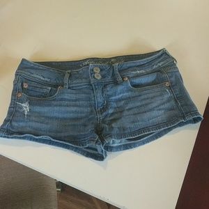 American eagle shorts size 4